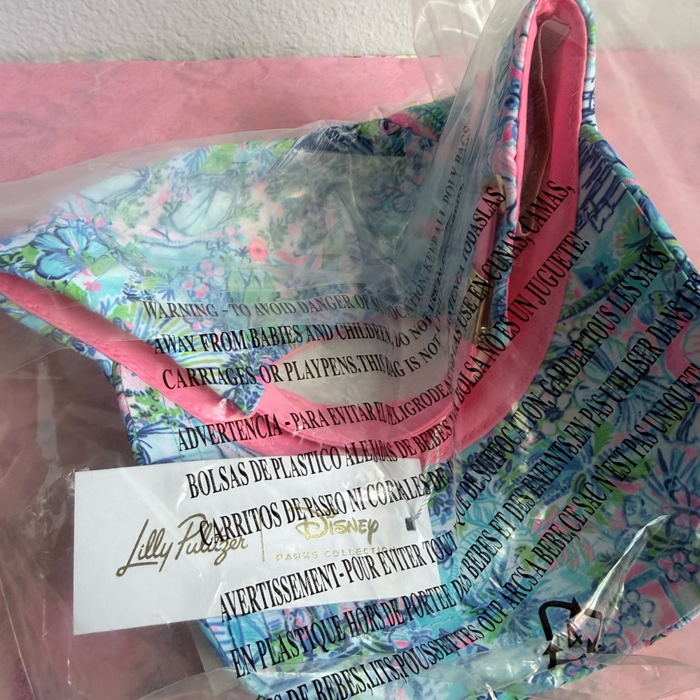 NWT Lilly Pulitzer x Disney Cinderella Run Around Hat Limited Ed Collectible 🩵 - Picture 5 of 7
